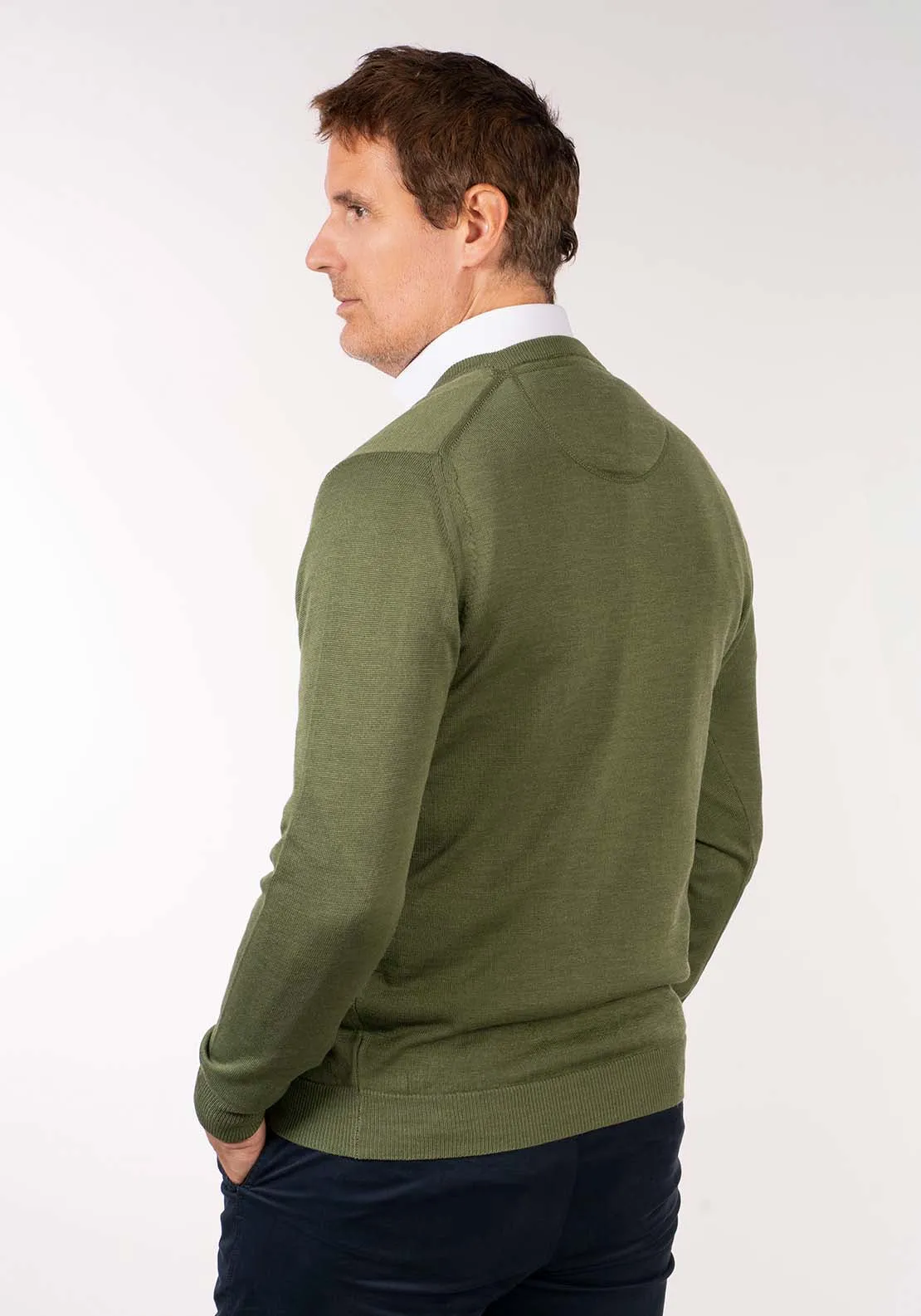 Mens V-Neck Merino Wool Jumper - Green