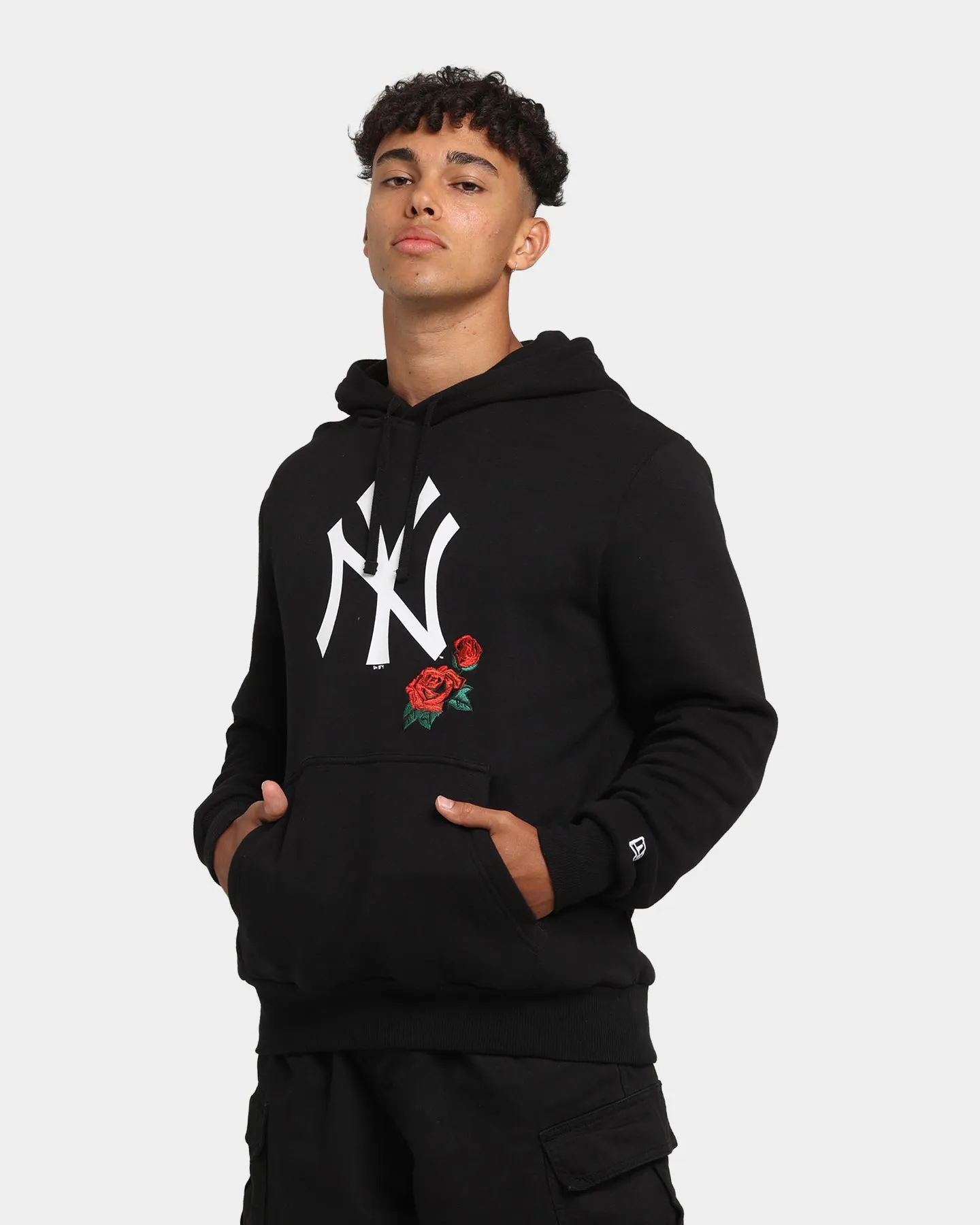 New Era New York Yankees Large Rose Hoodie Black